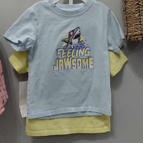 Two Rugged Butts Summer T-Shirts - Picture 2 of 2